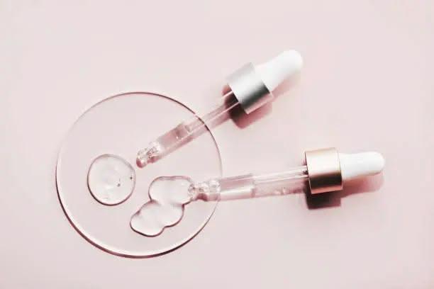 Peeling Solution vs Retinol: Mana yang Tepat untuk Kulit Kusam dan Tekstur Kasar?
